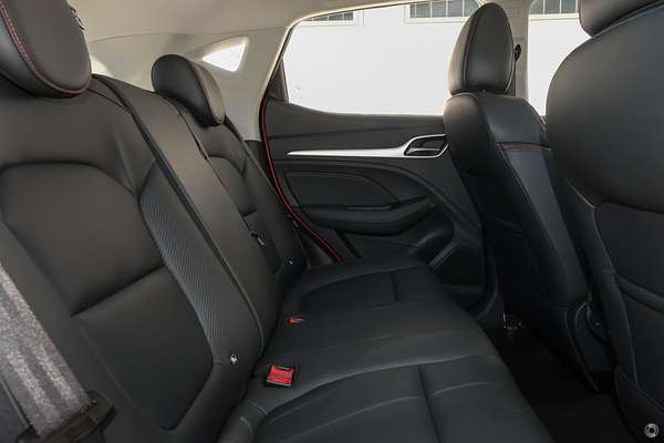 2025 MG ZST Vibe 2WD