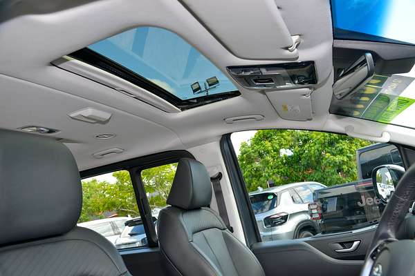 2021 Hyundai STARIA Highlander US4.V1