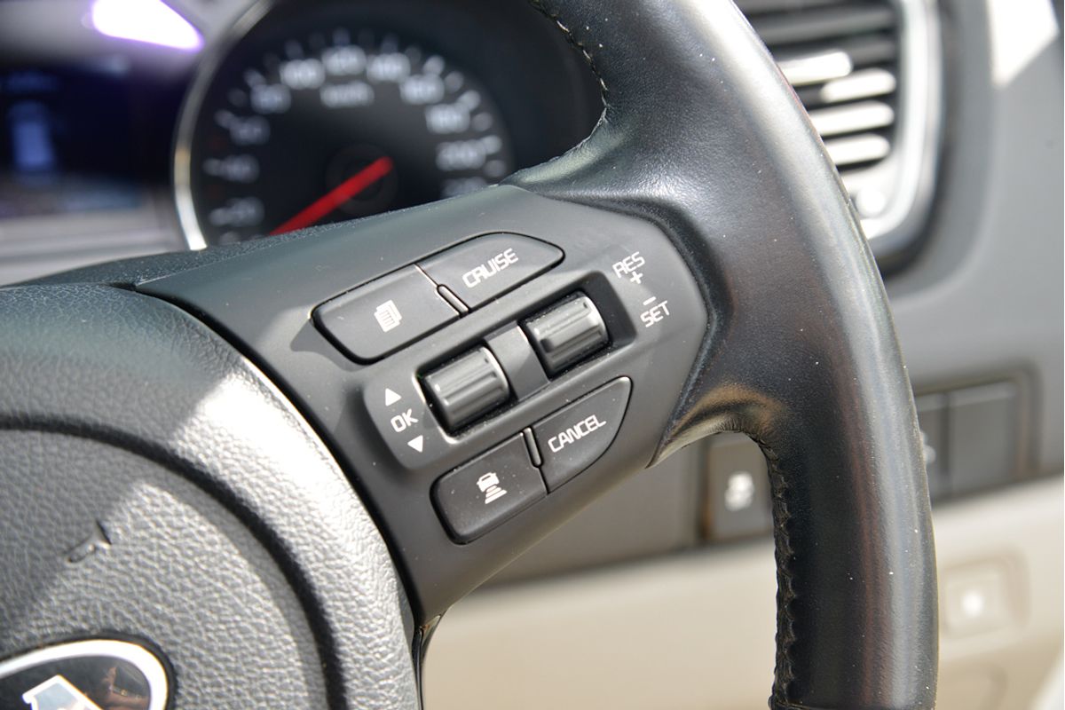 2019 Kia Carnival SLi YP
