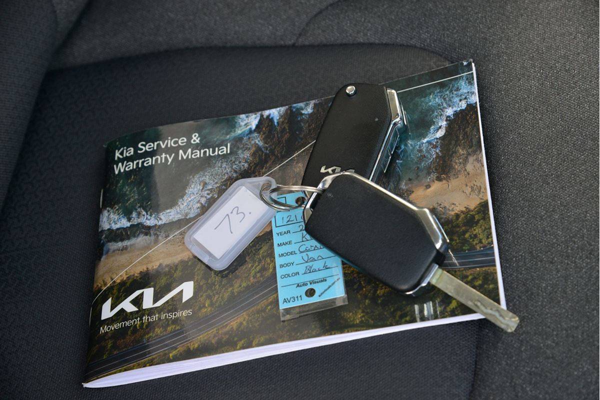 2022 Kia Carnival S KA4