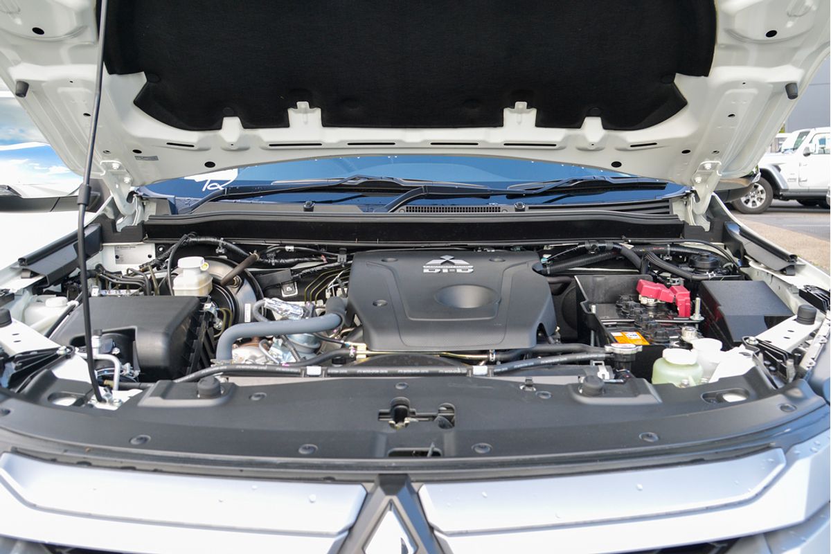 2023 Mitsubishi Triton GLS MR 4X4