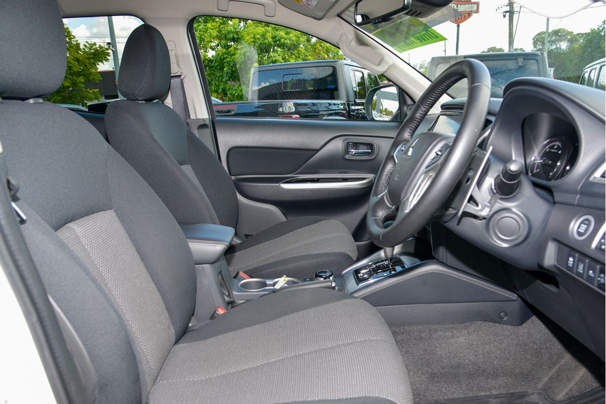 2023 Mitsubishi Triton GLS MR 4X4