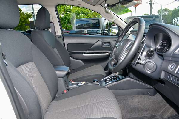 2023 Mitsubishi Triton GLS MR 4X4