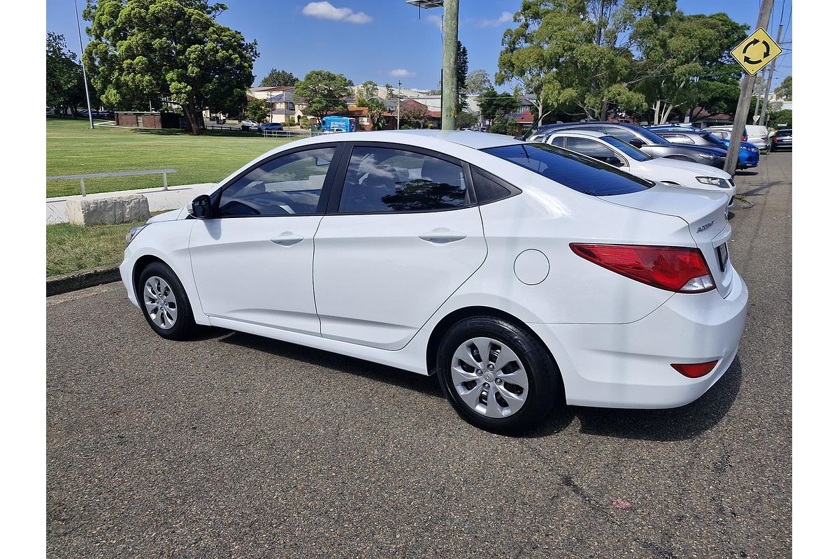 2016 Hyundai Accent Active RB3