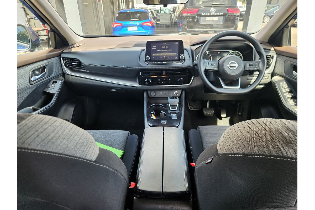 2024 Nissan X-TRAIL ST T33