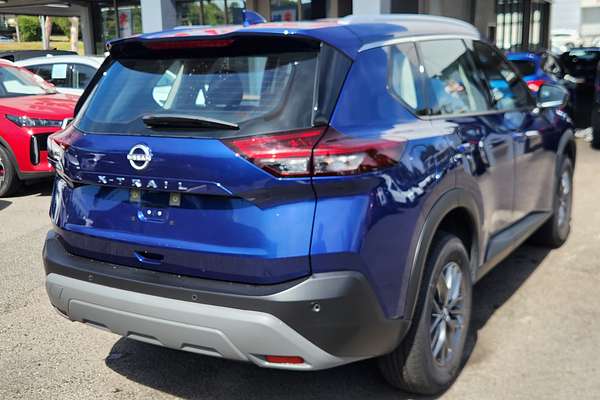 2024 Nissan X-TRAIL ST T33