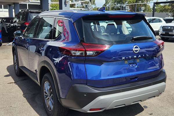 2024 Nissan X-TRAIL ST T33
