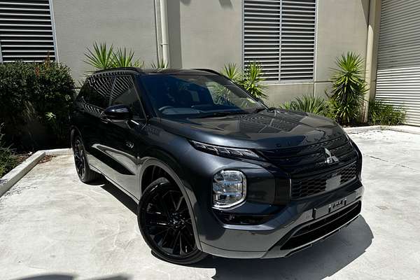 2024 Mitsubishi Outlander PHEV GSR ZM