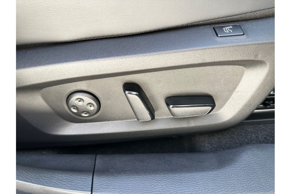2024 Mitsubishi Outlander PHEV GSR ZM