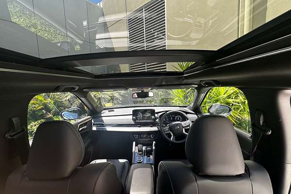 2024 Mitsubishi Outlander PHEV GSR ZM