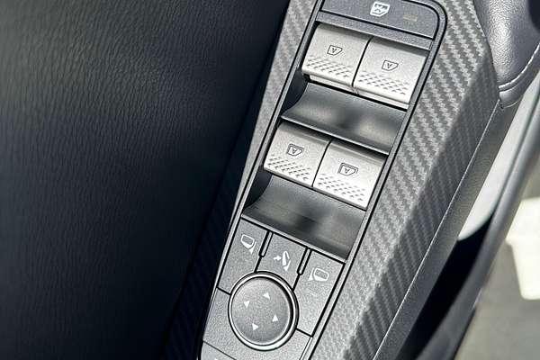 2024 Mitsubishi Outlander PHEV GSR ZM