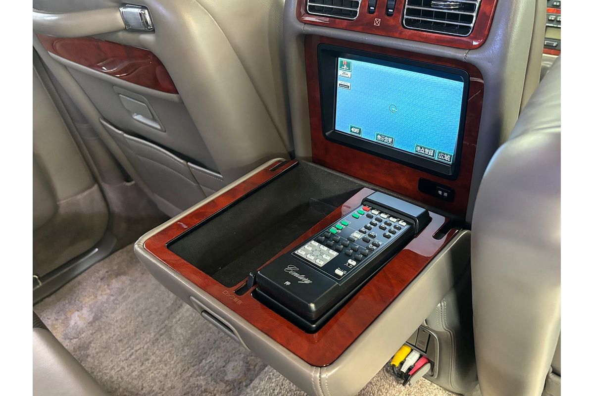 2005 Toyota CENTURY BASE GZG