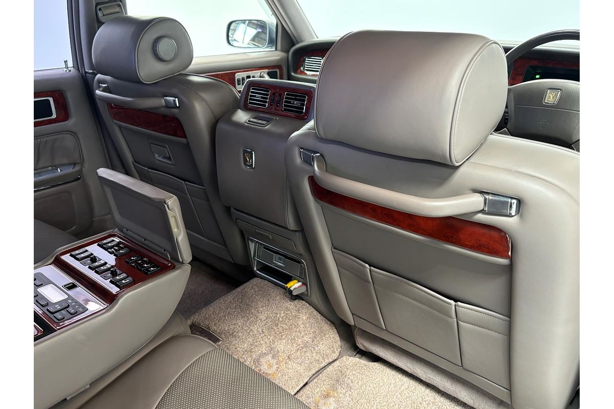 2005 Toyota CENTURY BASE GZG