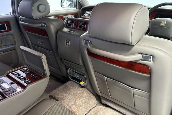 2005 Toyota CENTURY BASE GZG