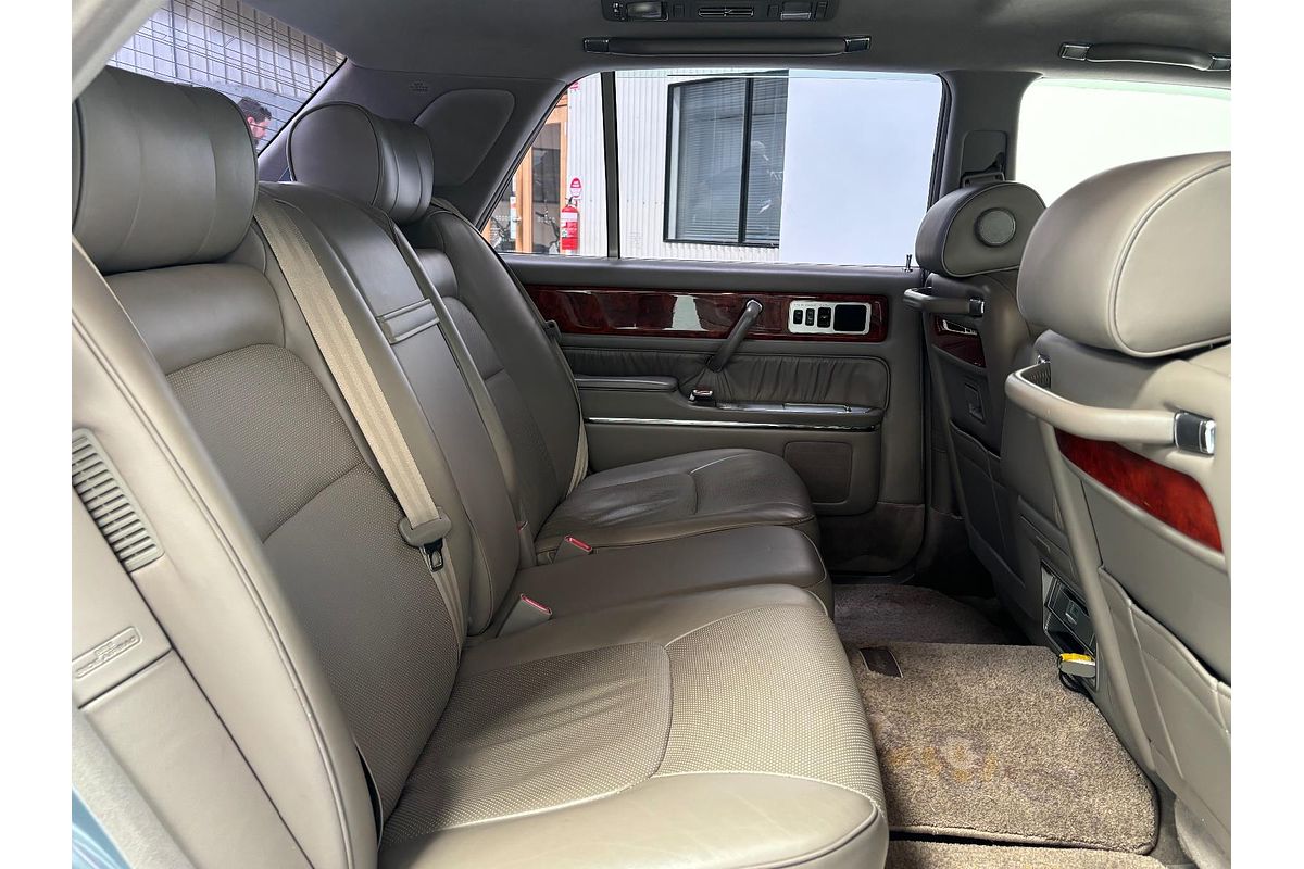 2005 Toyota CENTURY BASE GZG