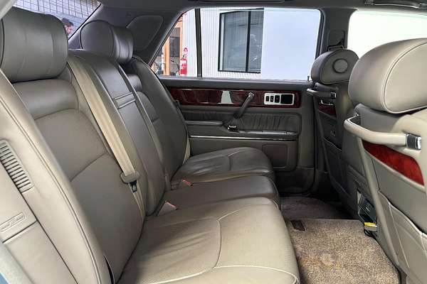 2005 Toyota CENTURY BASE GZG