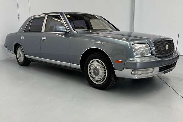 2005 Toyota CENTURY BASE GZG