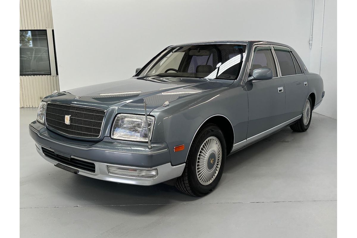2005 Toyota CENTURY BASE GZG