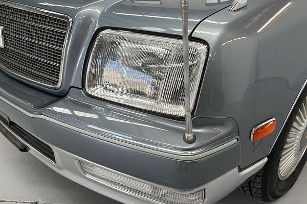 2005 Toyota CENTURY BASE GZG