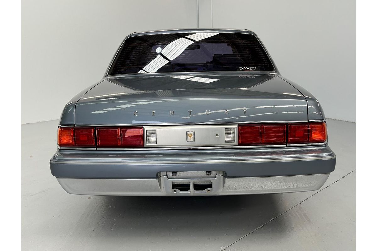 2005 Toyota CENTURY BASE GZG