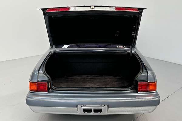2005 Toyota CENTURY BASE GZG