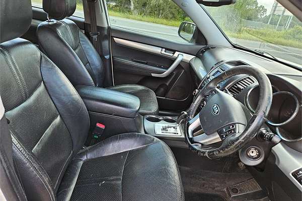2010 Kia Sorento SLi XM