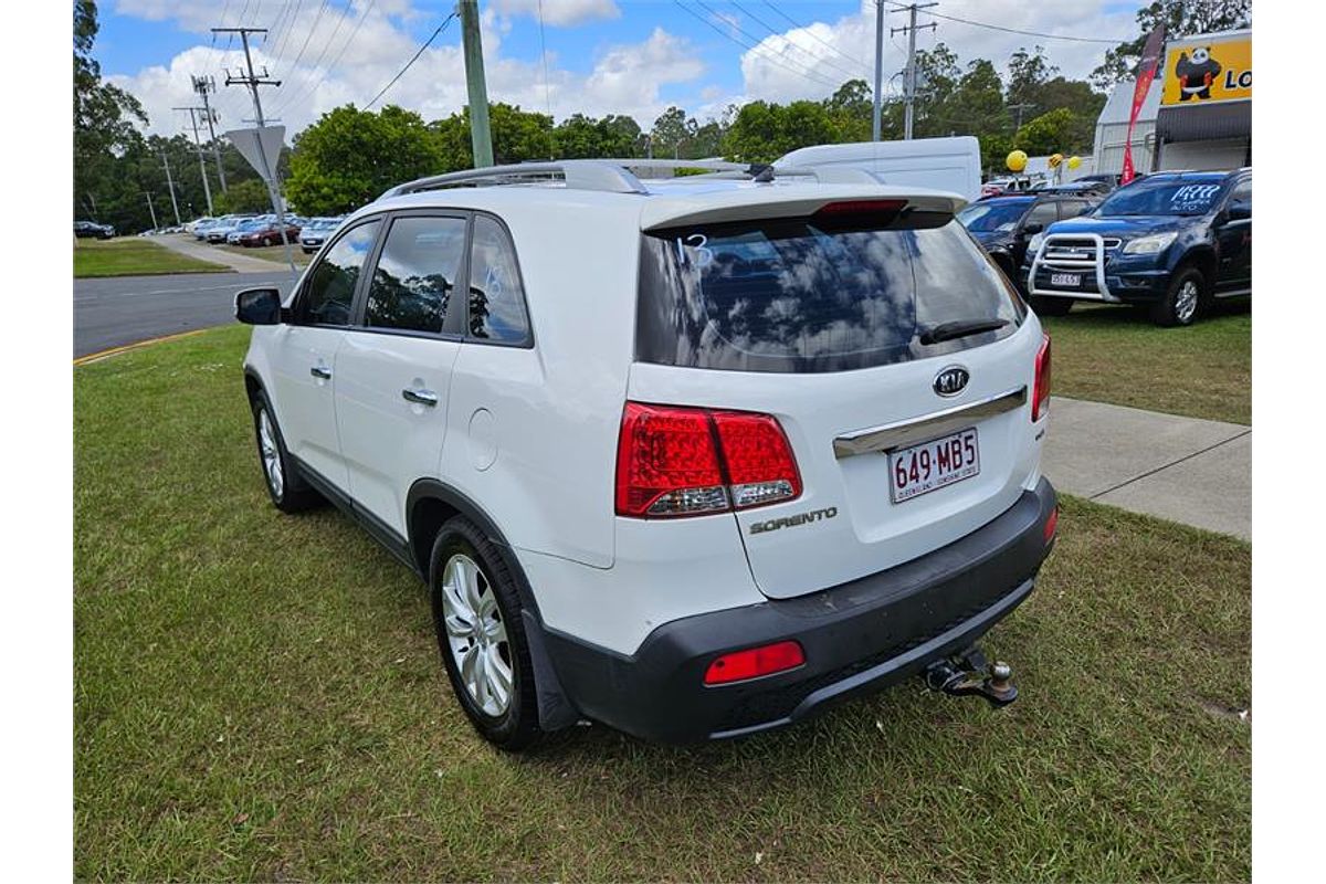 2010 Kia Sorento SLi XM