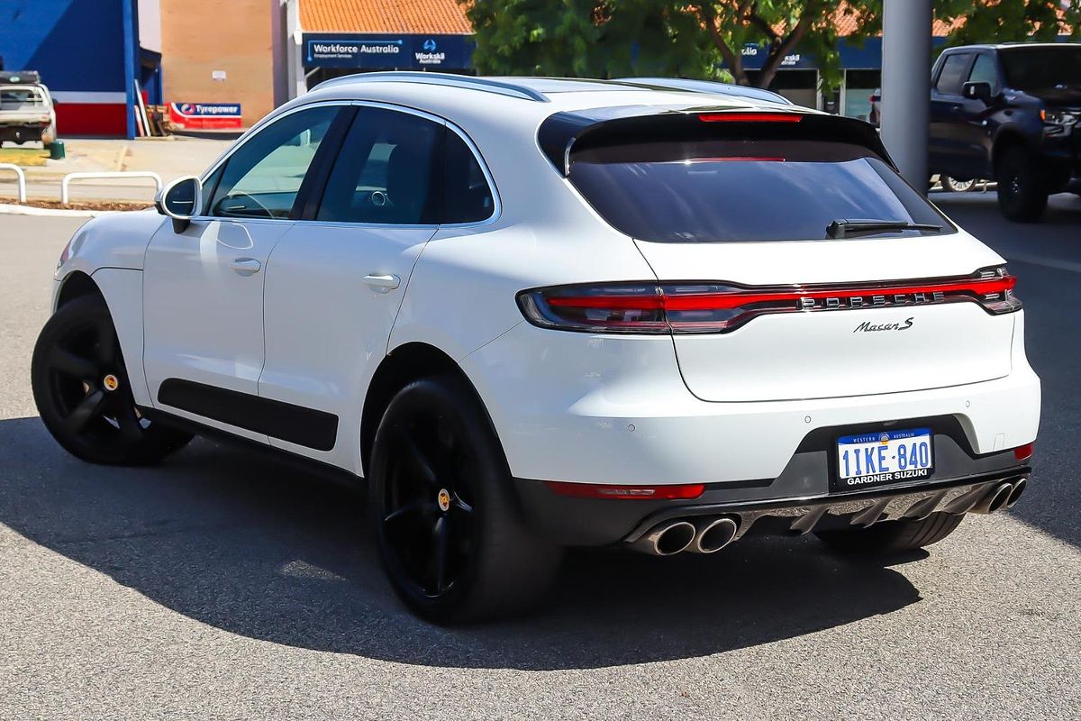 2021 Porsche Macan S 95B