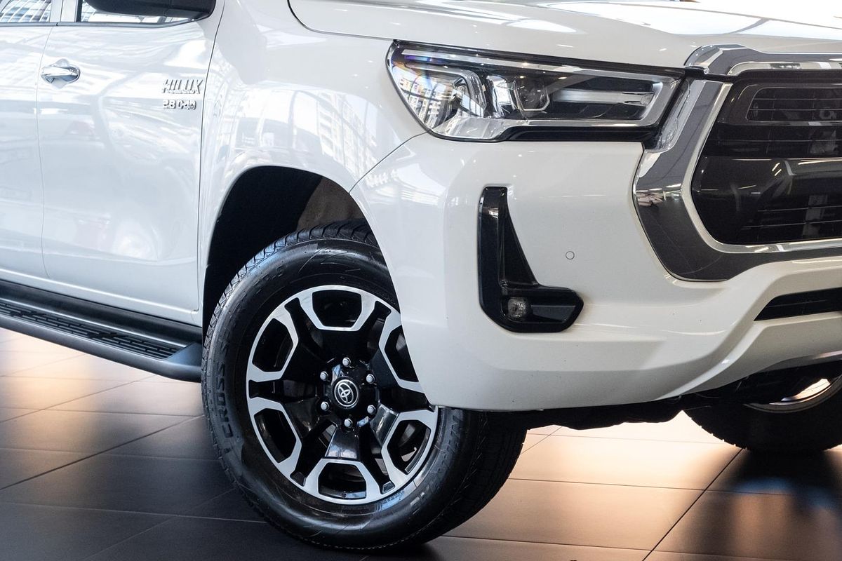 2020 Toyota Hilux SR5 GUN126R 4X4