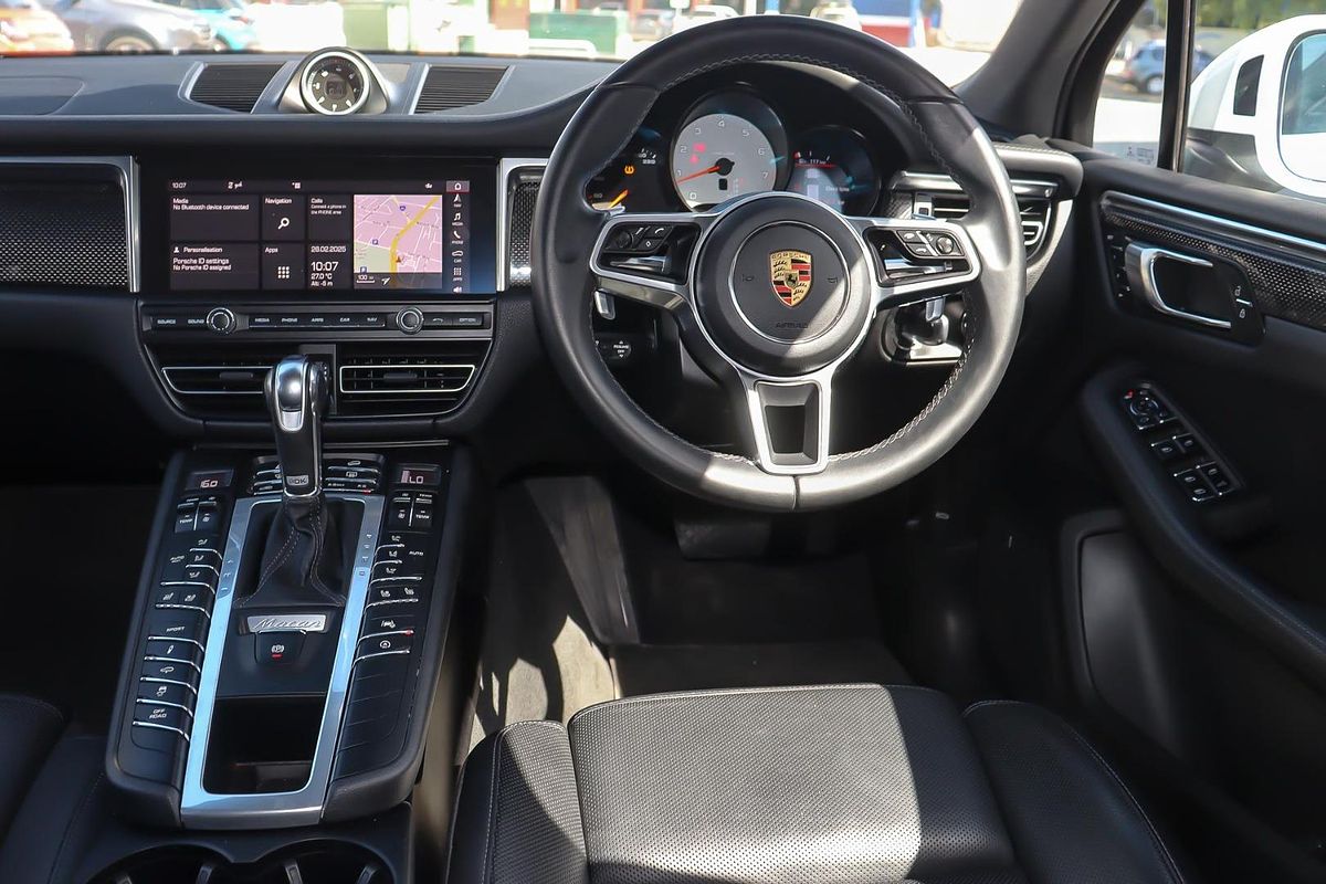 2021 Porsche Macan S 95B