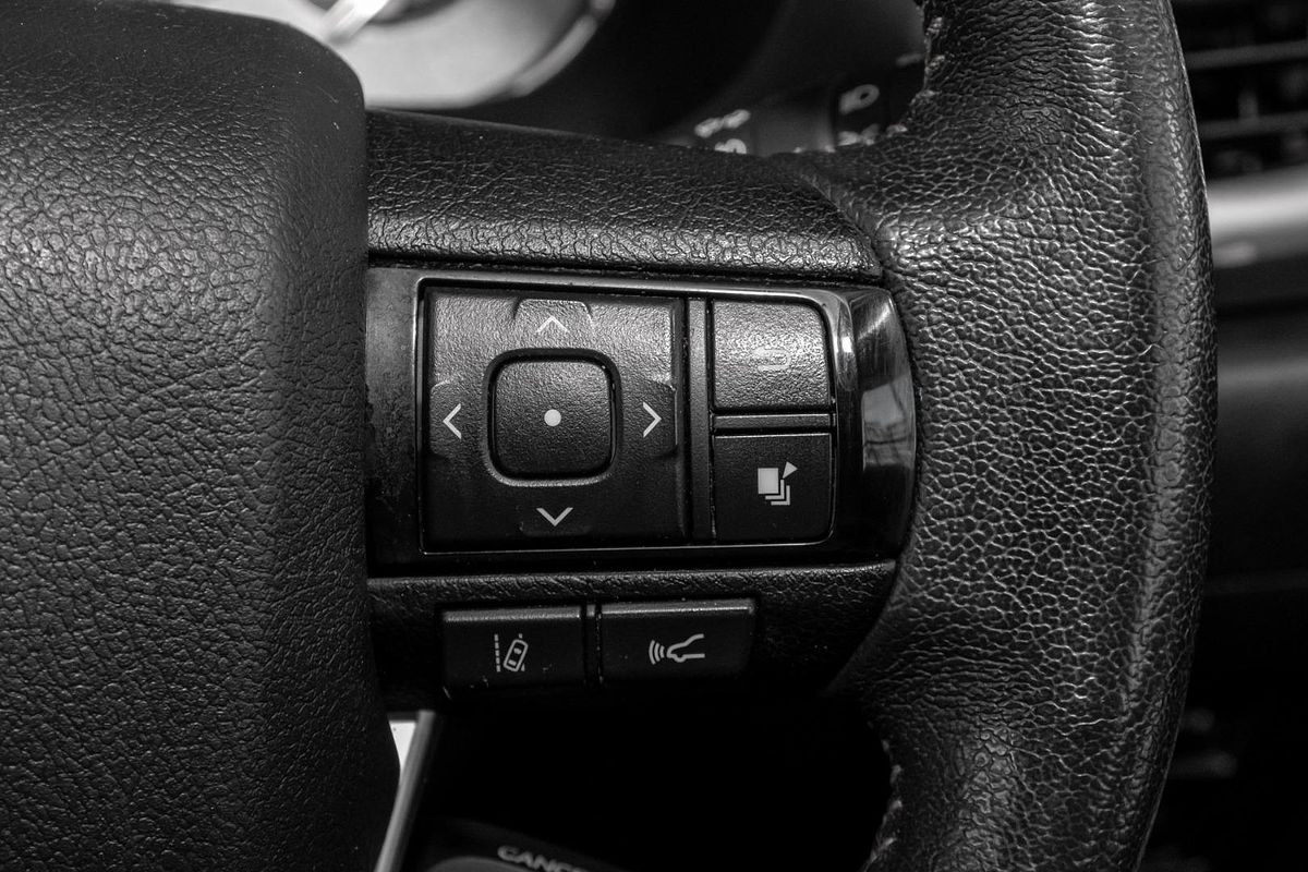 2020 Toyota Hilux SR5 GUN126R 4X4