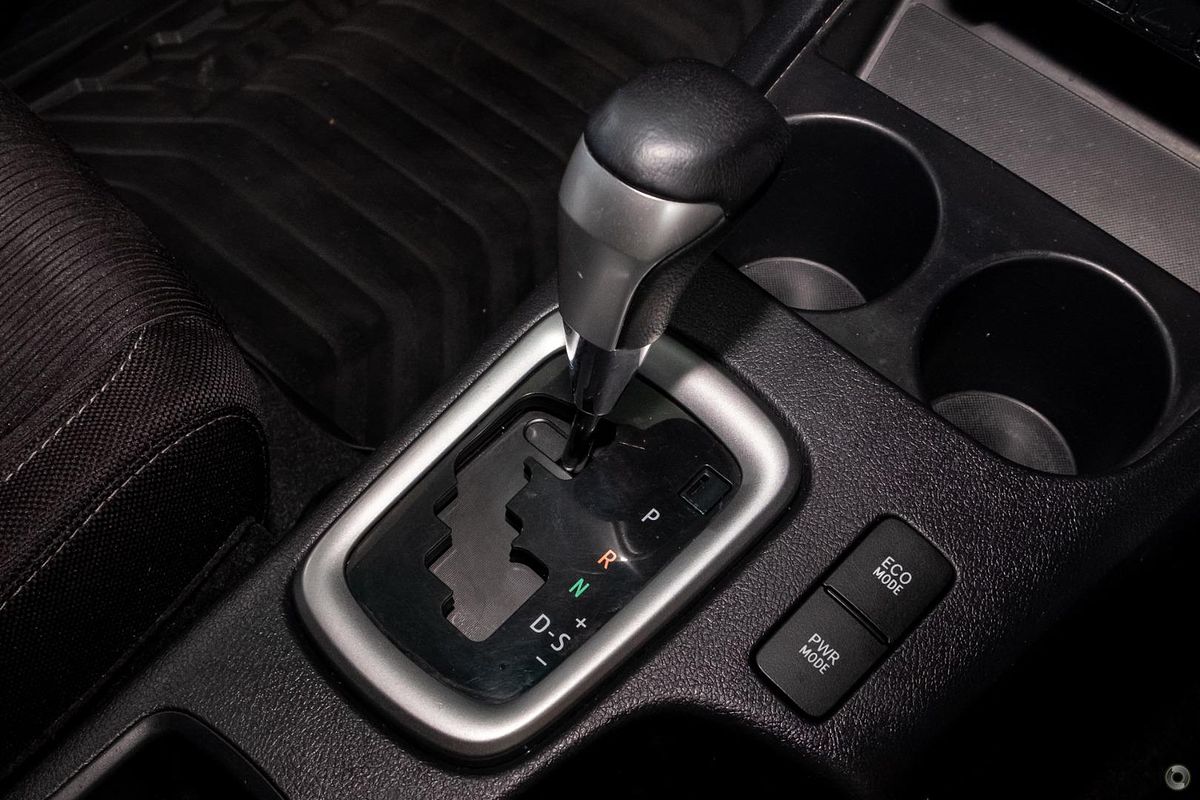 2020 Toyota Hilux SR5 GUN126R 4X4