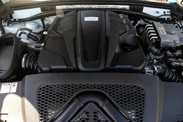 2021 Porsche Macan S 95B