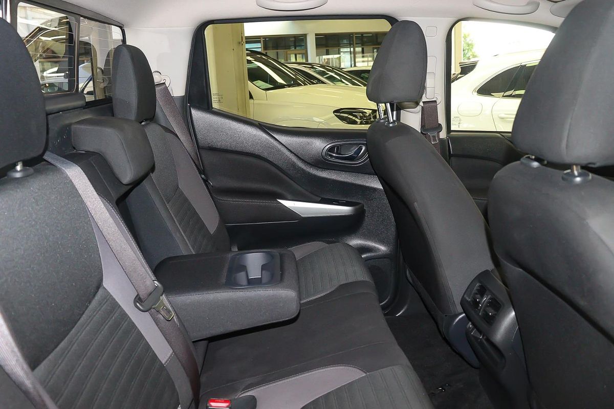 2021 Nissan Navara ST D23 4X4