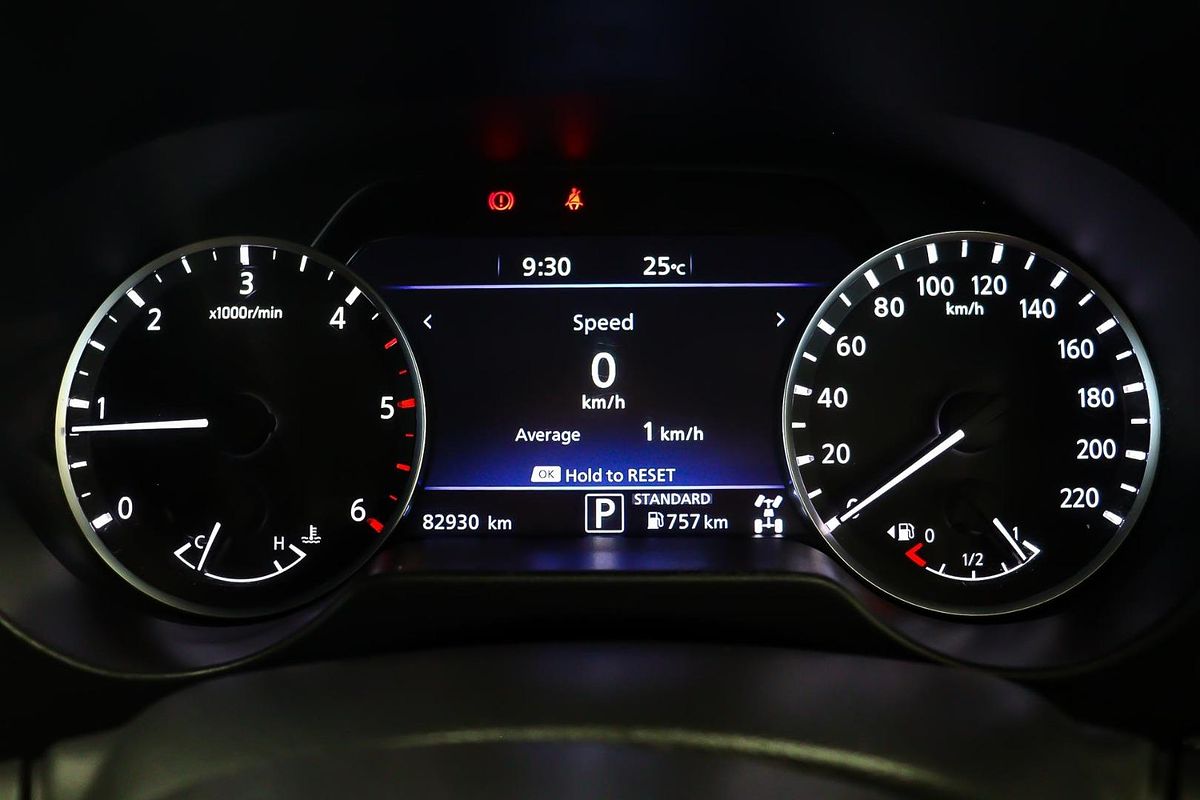 2021 Nissan Navara ST D23 4X4