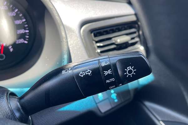 2018 Kia Rio S YB