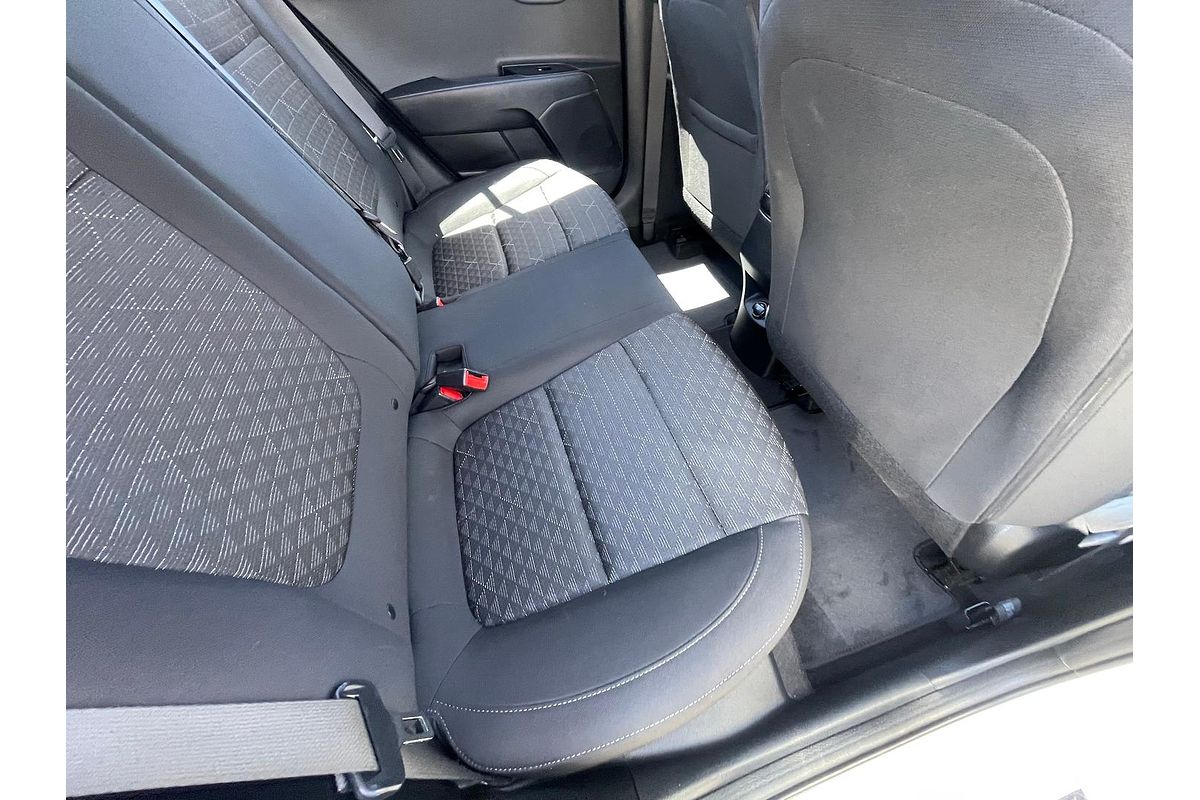 2018 Kia Rio S YB