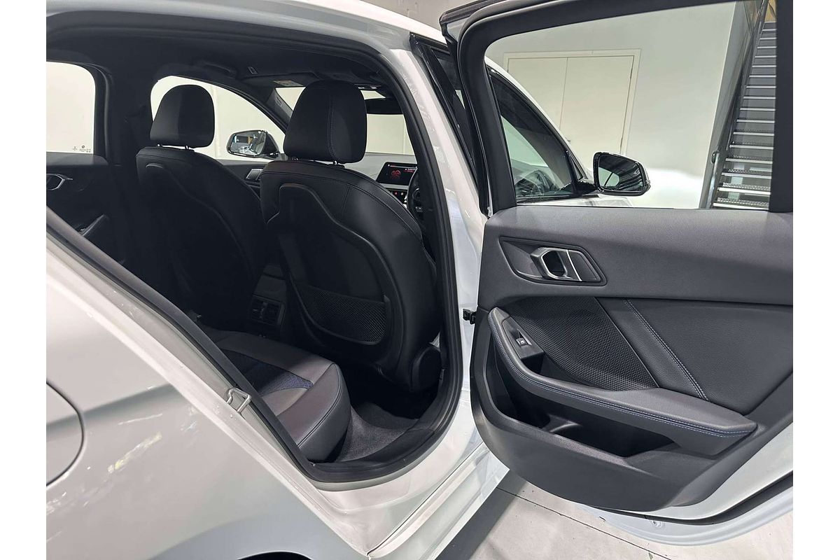 2023 BMW 1 Series 118i M Sport F40
