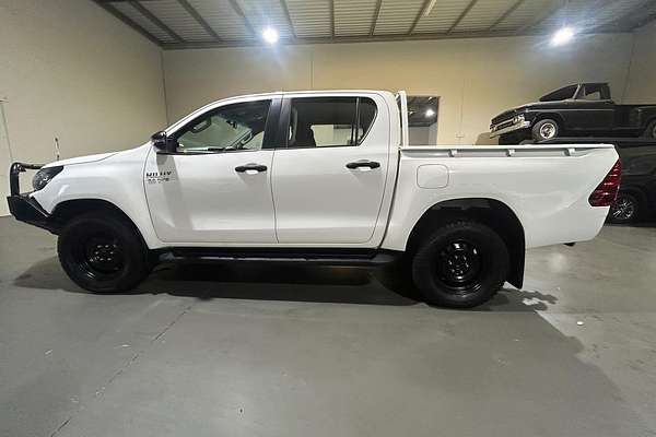 2019 Toyota Hilux SR GUN126R 4X4