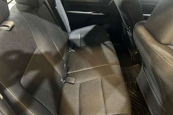 2019 Toyota Hilux SR GUN126R 4X4