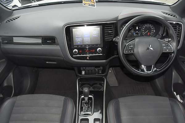 2021 Mitsubishi Outlander Black Edition ZL