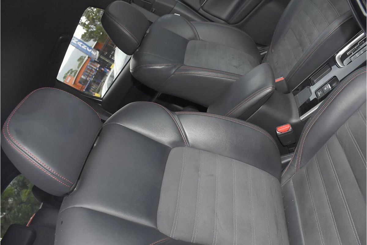 2021 Mitsubishi Outlander Black Edition ZL