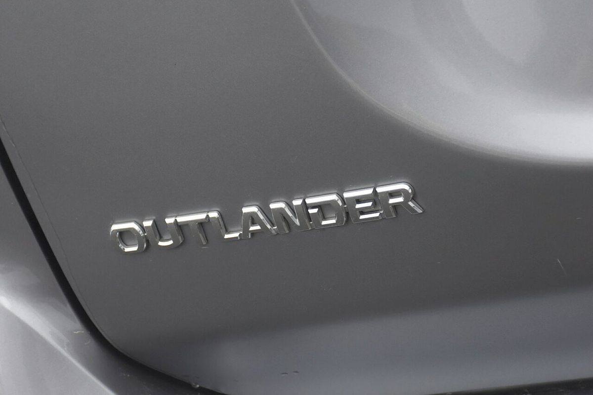 2021 Mitsubishi Outlander Black Edition ZL