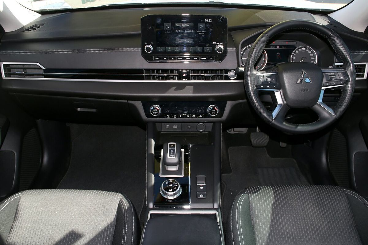 2021 Mitsubishi Outlander LS ZM
