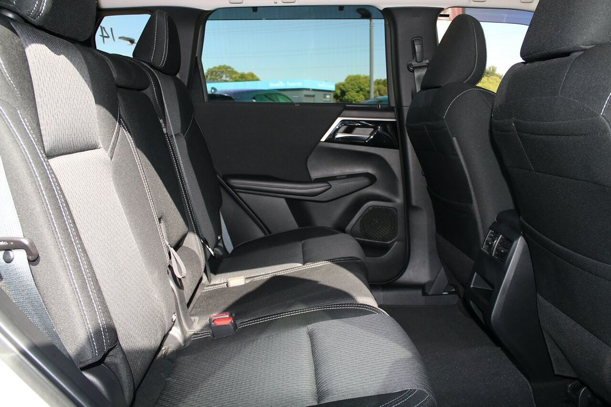 2021 Mitsubishi Outlander LS ZM