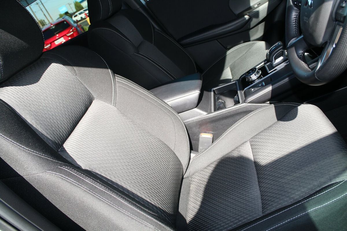 2021 Mitsubishi Outlander LS ZM