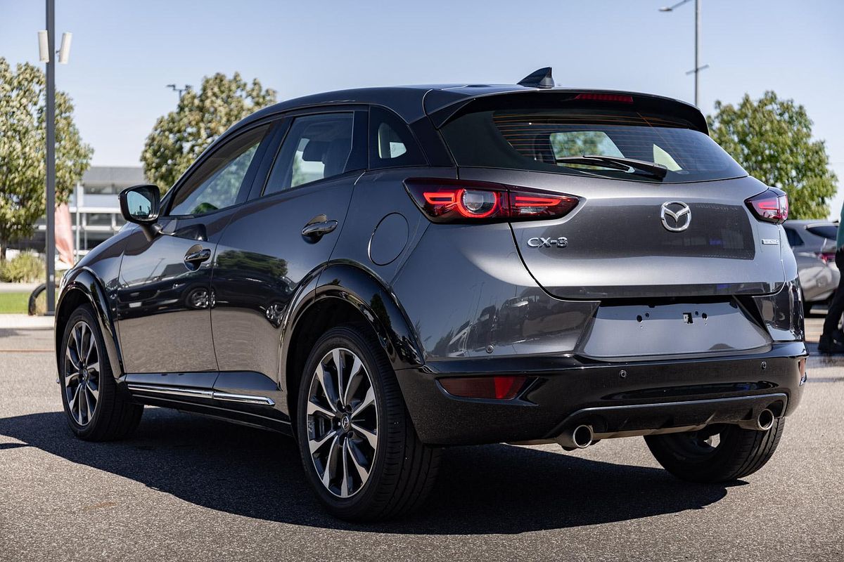 2022 Mazda CX-3 sTouring DK
