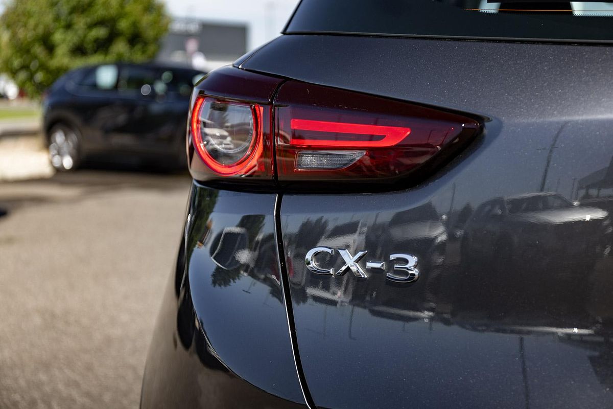 2022 Mazda CX-3 sTouring DK