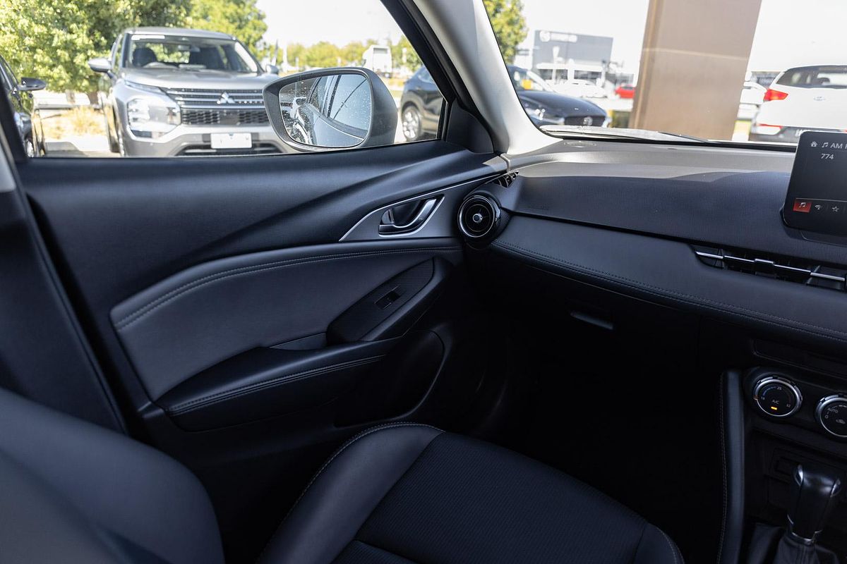 2022 Mazda CX-3 sTouring DK