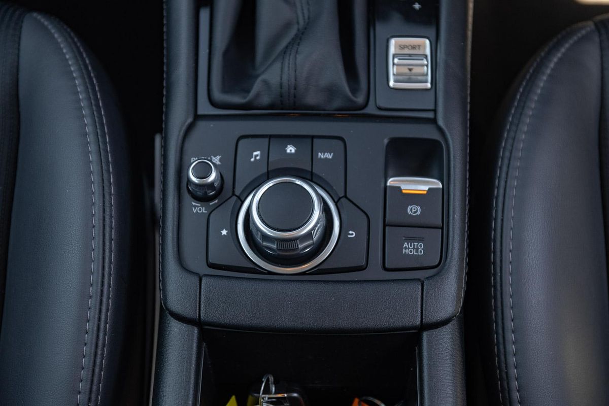 2022 Mazda CX-3 sTouring DK